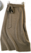 Pletená sukně s vysokým pasem