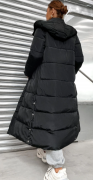 Černá zimní dlouhá bunda s kapucí